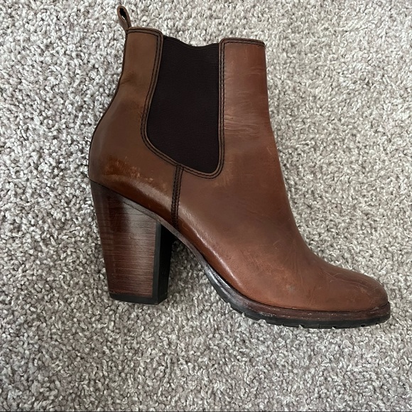 Frye Chelsea Tate Boot, Brown 7.5 - Picture 4 of 12
